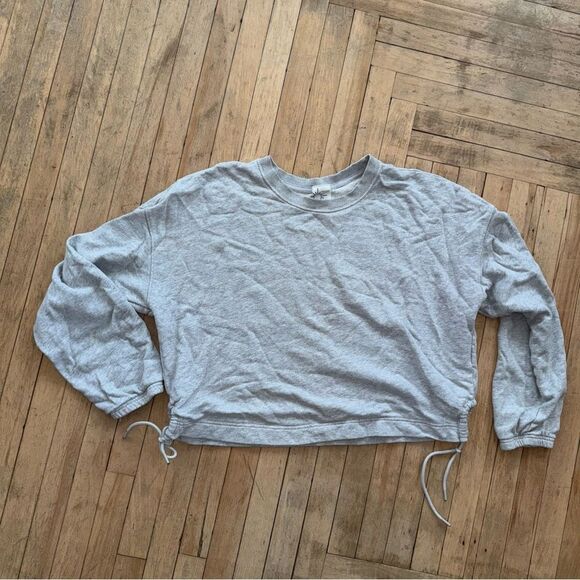 Aerie sweatshirt, size large.  Gray cotton - Picture 1 of 6